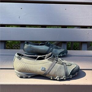 Skechers Low Pro Slip On Sneakers